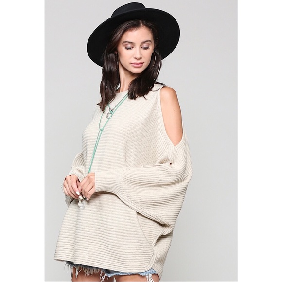 KYEMI • Oversize Cold Shoulder Batwing Sweater - Picture 2 of 5